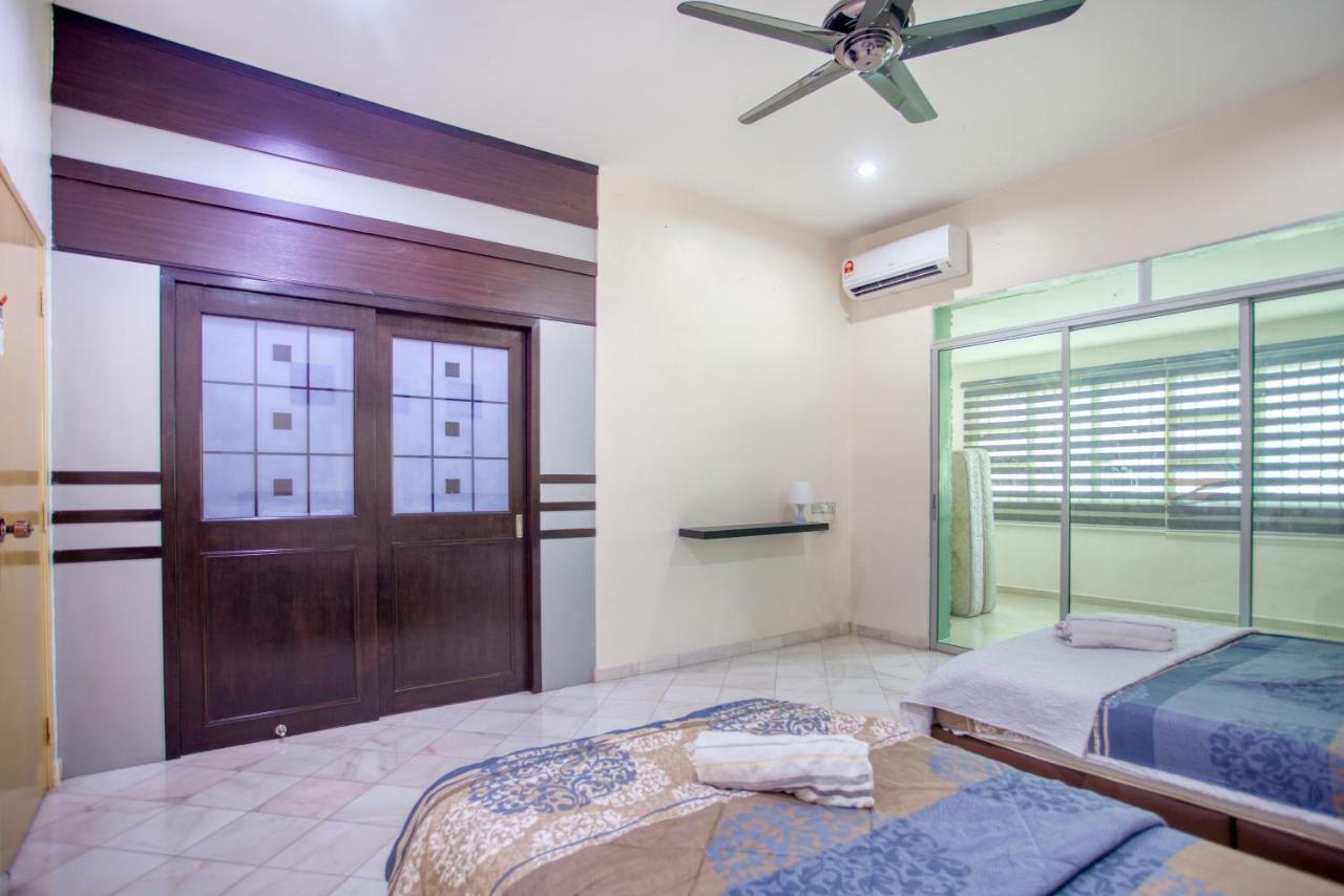 Gunung View Homestay 10 To 12 Pax Near Sunway Tambun Ipoh Bagian luar foto